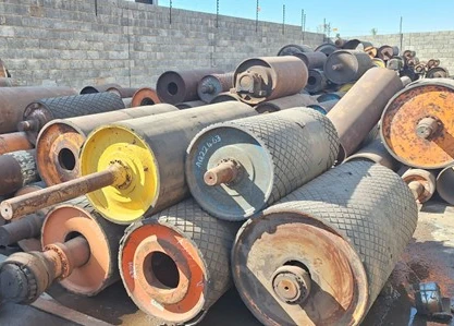 Impact beds idler roller