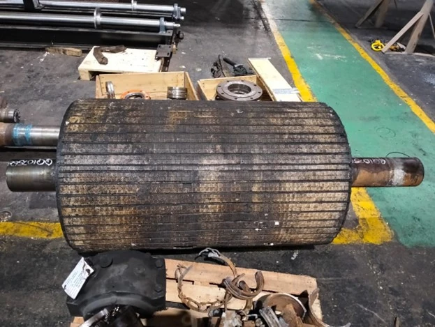 Impact beds idler roller